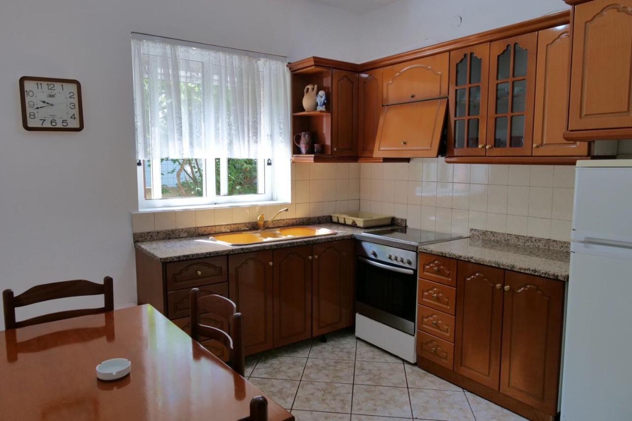 Vita Apartment - Spacious Garden And Balcony 5 Min To Beach & Center Ksamil Zewnętrze zdjęcie