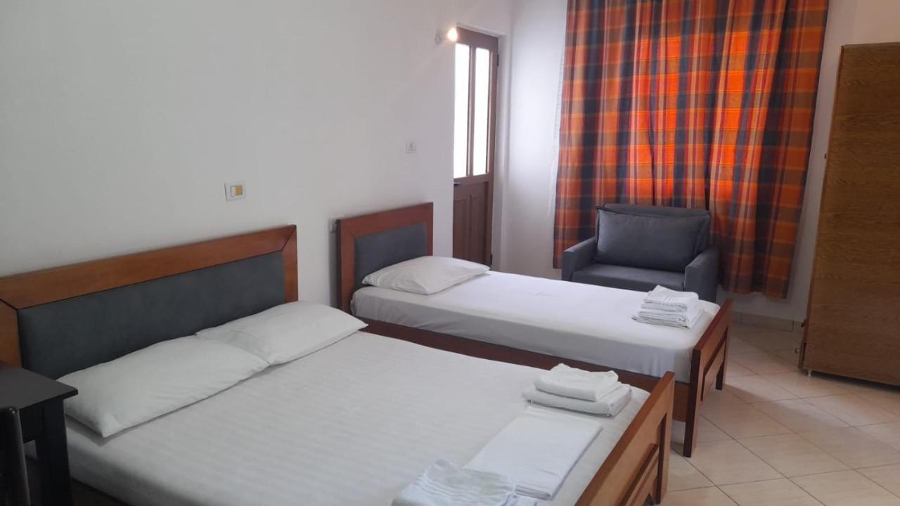 Vita Apartment - Spacious Garden And Balcony 5 Min To Beach & Center Ksamil Zewnętrze zdjęcie