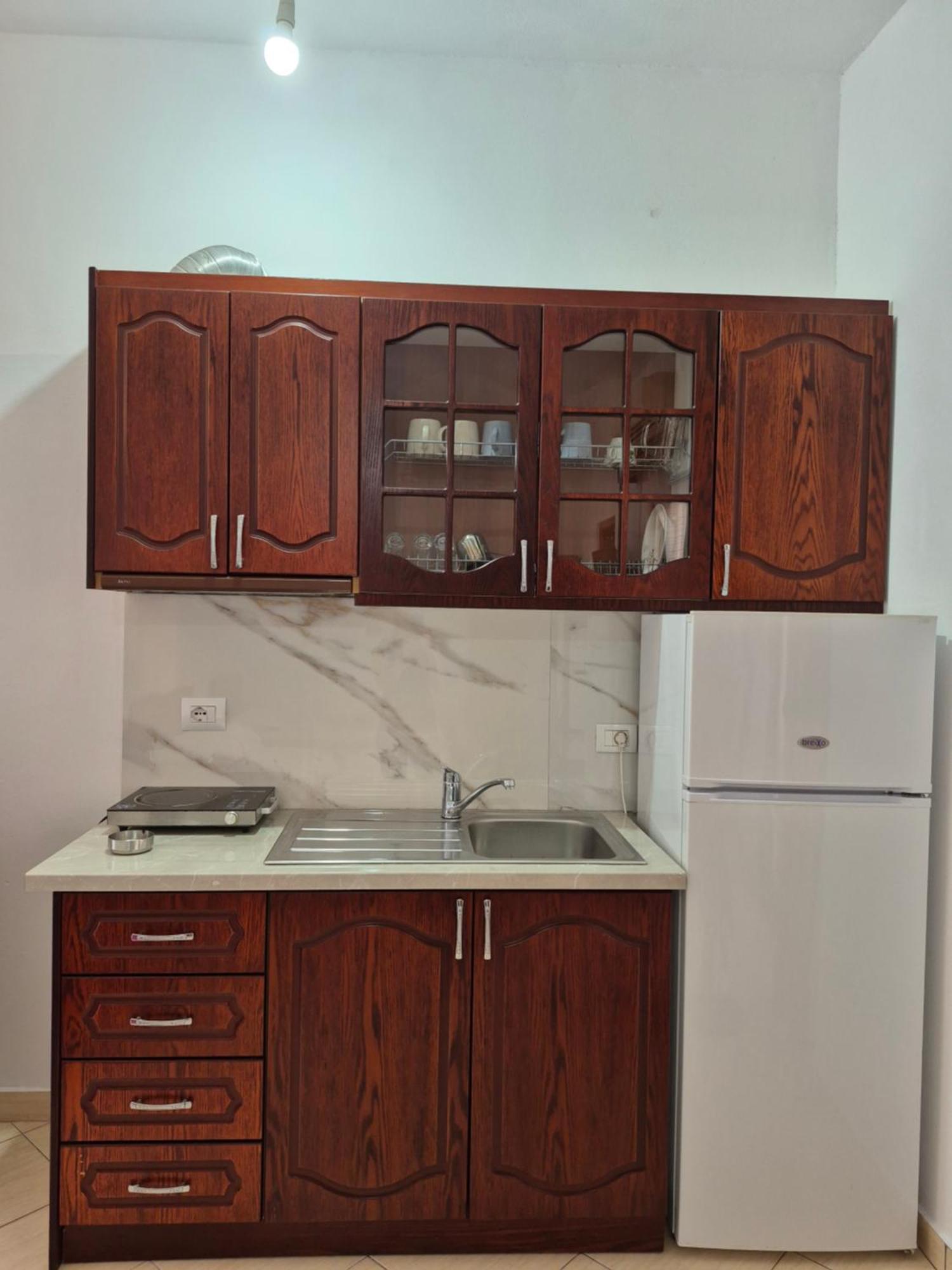Vita Apartment - Spacious Garden And Balcony 5 Min To Beach & Center Ksamil Zewnętrze zdjęcie